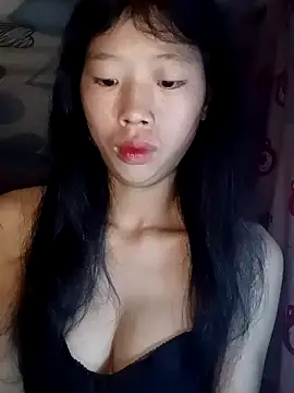 Snapshot of Khanhu_xx chatting on October 21, 2:40 pm Khanhu xx online show from October 21, 2:40 pm