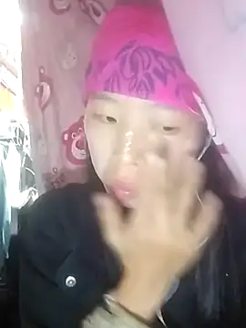 Snapshot of Khanhu_xx chatting on December 14, 11:59 am Khanhu xx online show from December 14, 11:59 am