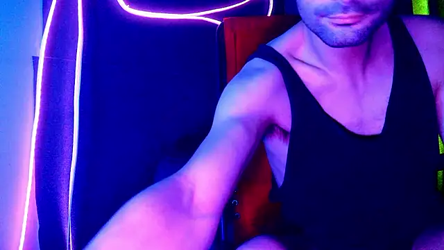 highinhtxx online show from January 6, 8:56 pm