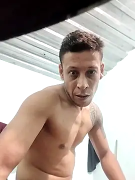 Snapshot of Dani156y chatting on October 2, 10:33 am Dani156y online show from October 2, 10:33 am