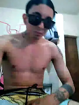 Snapshot of Tucloroformosexxx chatting on July 19, 8:01 pm Tucloroformosexxx online show from July 19, 8:01 pm
