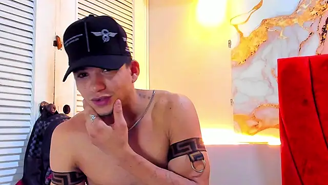 Snapshot of daniscot chatting on November 7, 4:12 am daniscot online show from November 7, 4:12 am