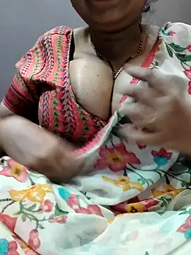 Hot  bhabhi 99 online show from April 11, 4:50 am