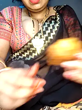 Hot  bhabhi 99 online show from June 7, 3:43 am