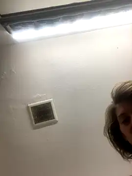 Snapshot of silentasachurchmouse chatting on November 6, 8:37 am silentasachurchmouse online show from November 6, 8:37 am