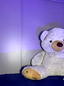 Snapshot of EmilyZuits chatting on October 3, 8:50 pm EmilyZuits online show from October 3, 8:50 pm