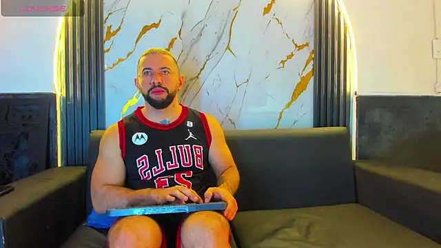 isaac franko online show from October 15, 1:33 pm