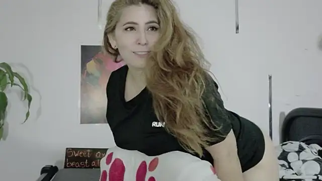 Aisha-Smith69 online show from November 6, 12:55 am