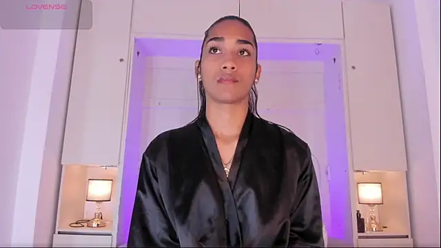 AnahiCollins online show from October 11, 11:31 am