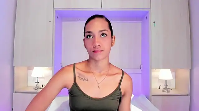 AnahiCollins online show from July 17, 12:23 pm