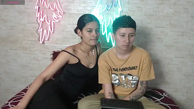 Gaby and Mei online show from October 8, 4:10 am