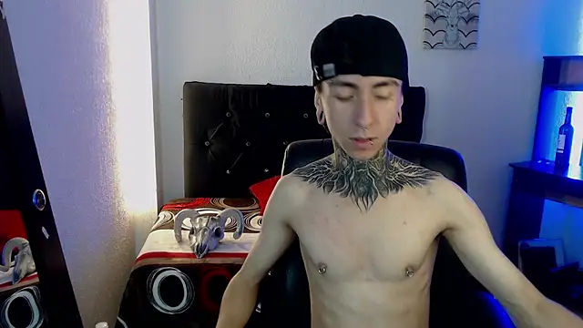 Snapshot of Kuregari_xs chatting on October 20, 5:52 am Kuregari xs online show from October 20, 5:52 am