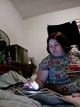 Snapshot of kittytightholes chatting on October 1, 1:11 am kittytightholes online show from October 1, 1:11 am