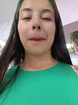 EmmaValencia  online show from April 24, 7:16 pm