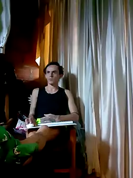 monroedelrey online show from March 7, 5:21 pm