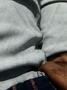 Snapshot of sam_salman chatting on October 3, 3:25 am sam salman online show from October 3, 3:25 am