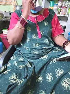 Snapshot of Tamilselviroja- chatting on June 18, 4:00 pm Tamilselviroja- online show from June 18, 4:00 pm