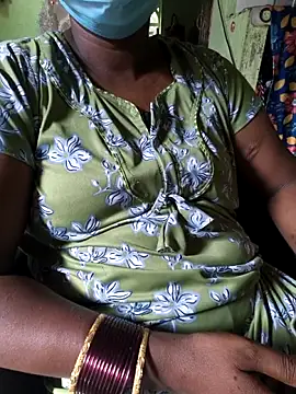 Snapshot of Tamilselviroja- chatting on June 22, 2:57 am Tamilselviroja- online show from June 22, 2:57 am