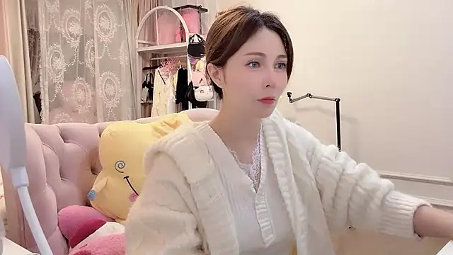 Titi-175 online show from November 2, 12:07 pm