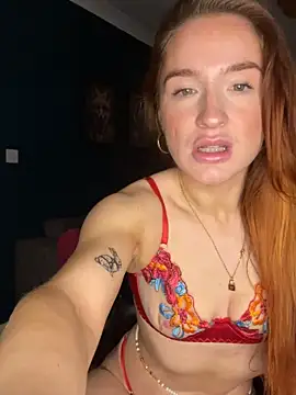 Snapshot of Cherry-L-28 chatting on November 6, 8:43 pm Cherry-L-28 online show from November 6, 8:43 pm