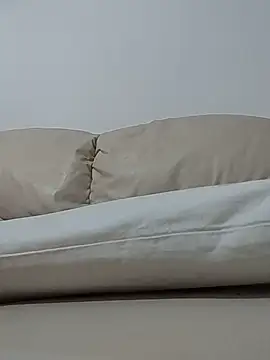 Snapshot of thonyx93 chatting on November 21, 1:32 pm thonyx93 online show from November 21, 1:32 pm