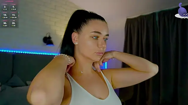 Snapshot of Black___Barbie chatting on October 1, 7:31 pm Black Barbie online show from October 1, 7:31 pm