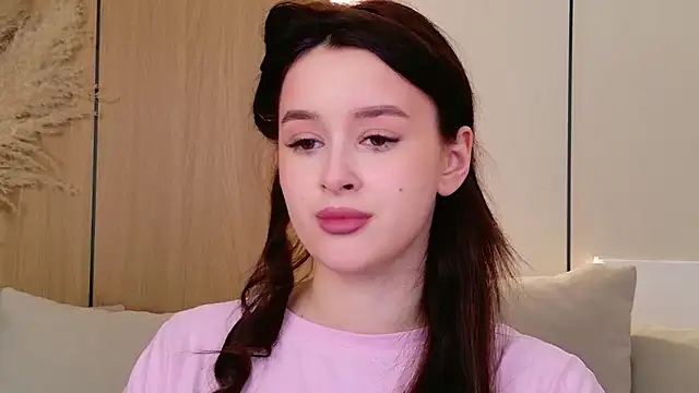EvaSwen online show from June 3, 11:35 am