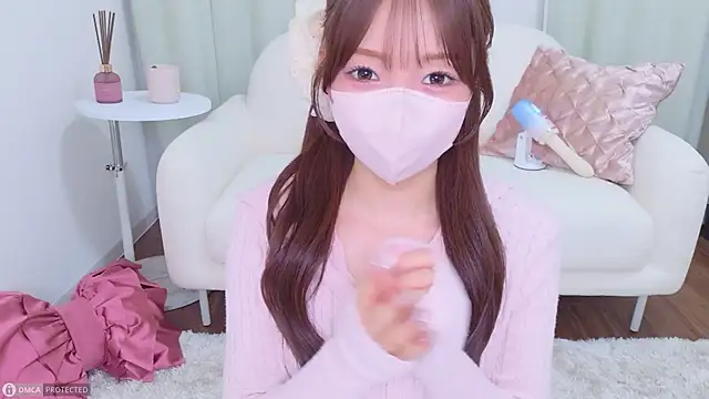 Seira  nn online show from April 30, 1:17 pm