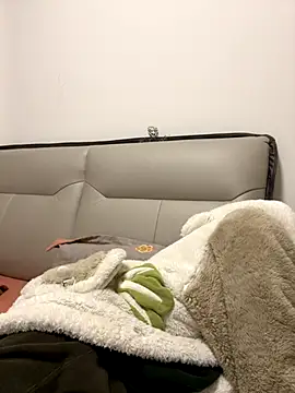 Snapshot of JdhdSjdj chatting on November 18, 3:01 am JdhdSjdj online show from November 18, 3:01 am