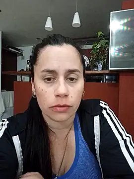 Snapshot of Amarteverdaderamente chatting on November 17, 11:43 pm Amarteverdaderamente online show from November 17, 11:43 pm