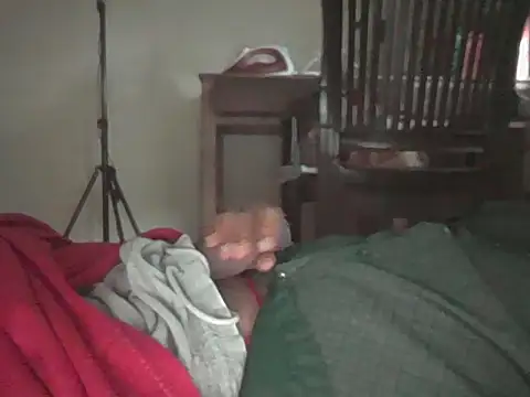 Hhhggghrrr3219 online show from October 28, 6:17 am