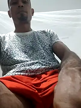 Snapshot of exotico2323 chatting on October 28, 3:10 am exotico2323 online show from October 28, 3:10 am