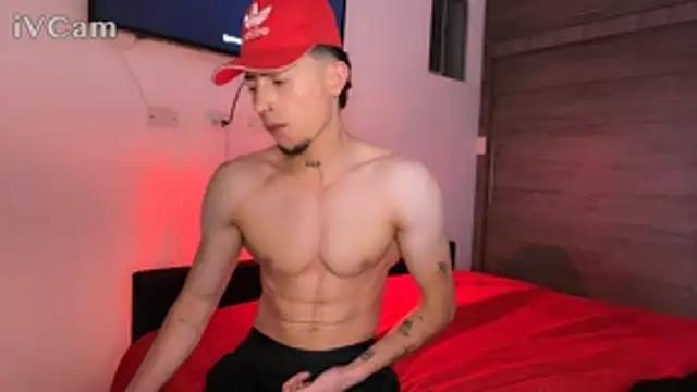 strongManLatino online show from January 10, 3:52 am