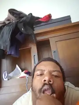 Snapshot of MrBigDickShow chatting on February 23, 9:23 pm MrBigDickShow online show from February 23, 9:23 pm