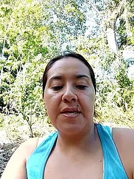 Snapshot of linda_swett chatting on May 14, 8:04 pm linda swett online show from May 14, 8:04 pm