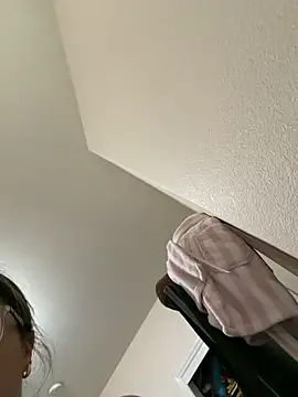 bunnygorl12 online show from June 12, 7:02 pm
