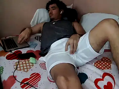 Snapshot of ThiagoDeseo chatting on October 17, 2:26 am ThiagoDeseo online show from October 17, 2:26 am