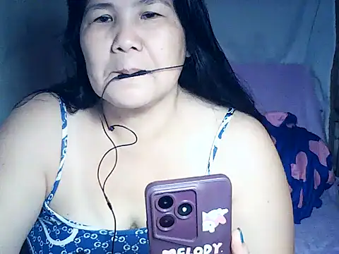 milagrose rose online show from June 30, 1:01 pm