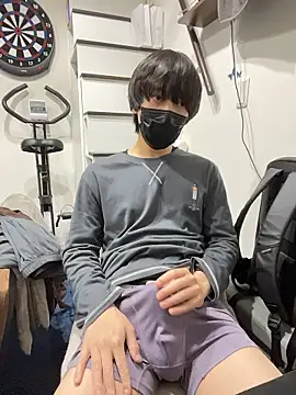 Snapshot of mikan_kun_st chatting on December 16, 12:32 pm mikan kun st online show from December 16, 12:32 pm