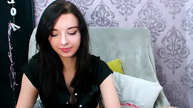 DominantLuna online show from December 16, 8:47 pm