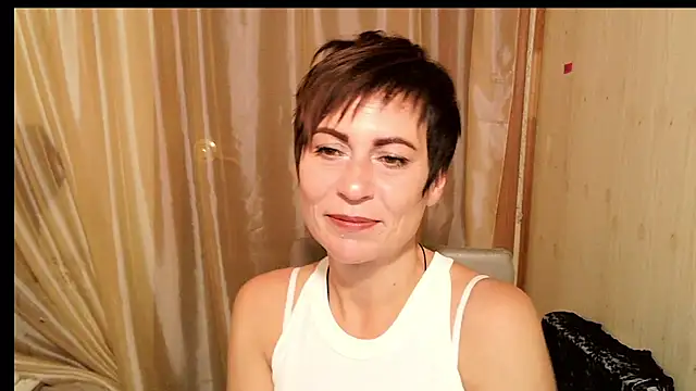 Ashley Brookss online show from October 2, 7:48 am