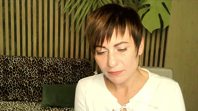 Ashley Brookss online show from October 10, 3:22 pm