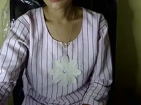 Snapshot of Shazi_1 chatting on November 21, 7:45 pm Shazi 1 online show from November 21, 7:45 pm