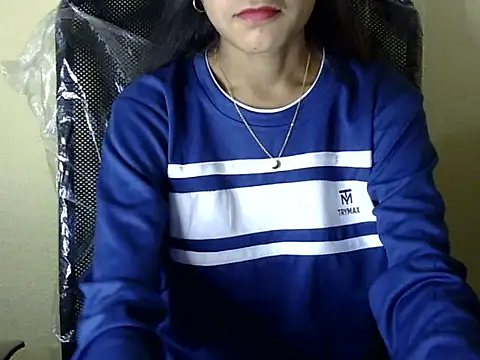 Snapshot of Shazi_1 chatting on December 3, 5:15 am Shazi 1 online show from December 3, 5:15 am