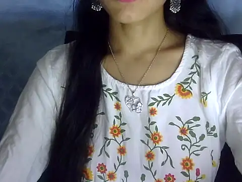 Shazi 1 online show from May 17, 2:46 pm