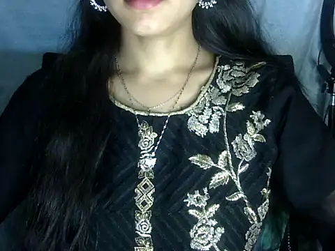Shazi 1 online show from June 12, 3:33 pm