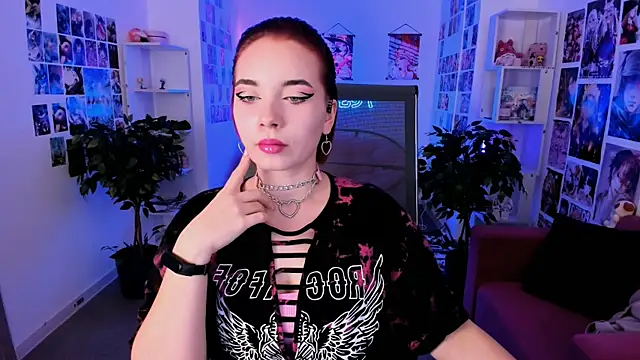 Snapshot of MarcelineChi chatting on October 14, 10:27 am MarcelineChi online show from October 14, 10:27 am