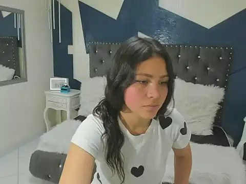 lola cook online show from November 14, 8:18 pm