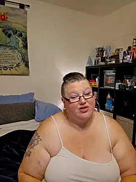 Snapshot of Budd_Bunney chatting on October 14, 3:24 pm Budd Bunney online show from October 14, 3:24 pm