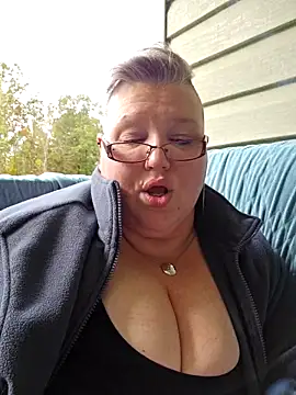 Snapshot of Budd_Bunney chatting on October 26, 8:04 pm Budd Bunney online show from October 26, 8:04 pm